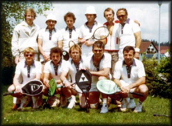 Erfolgreiche Tennis-Mannschaft des ASV Hegge