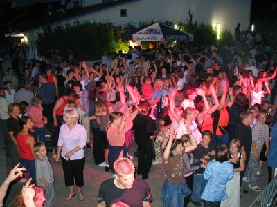 Tolle Bilder vom Gemeindefest 2001 in Hegge!